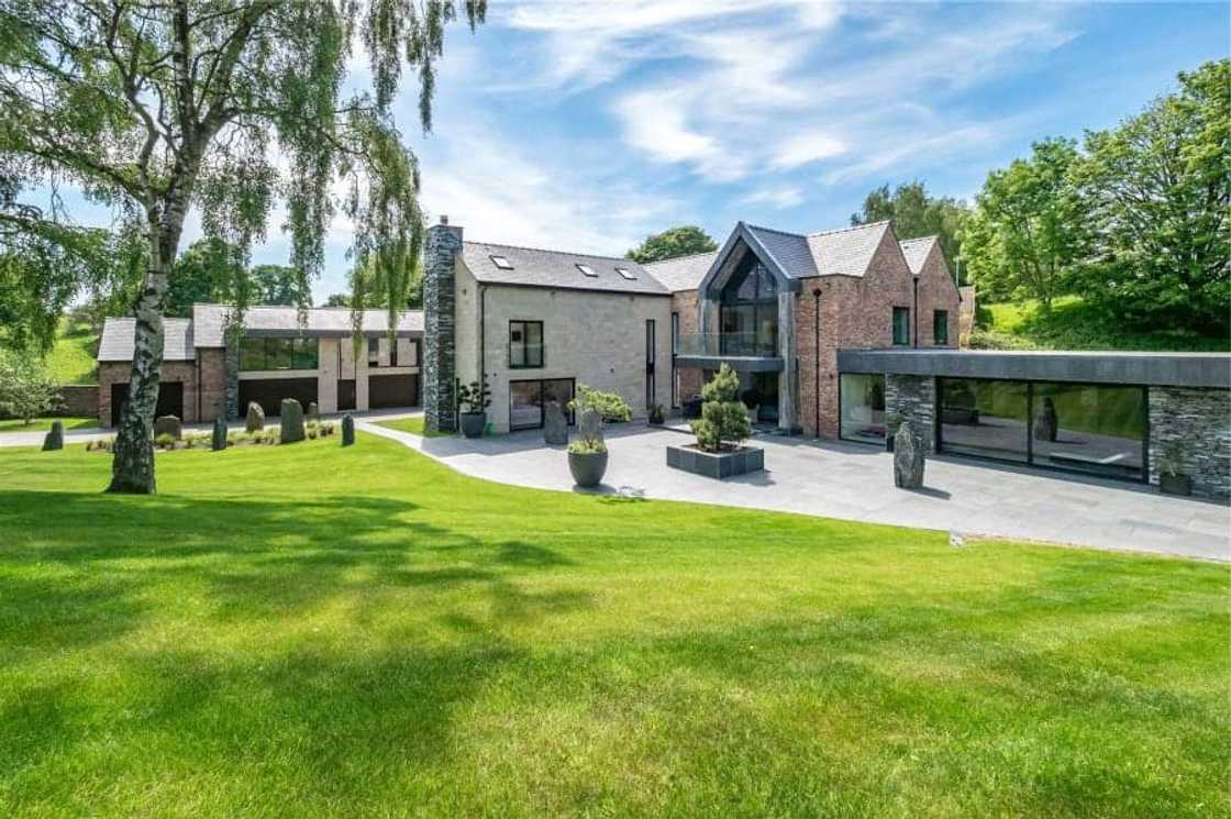 Cristiano Ronaldo's Manchester Mansion. Photo: The Sun.