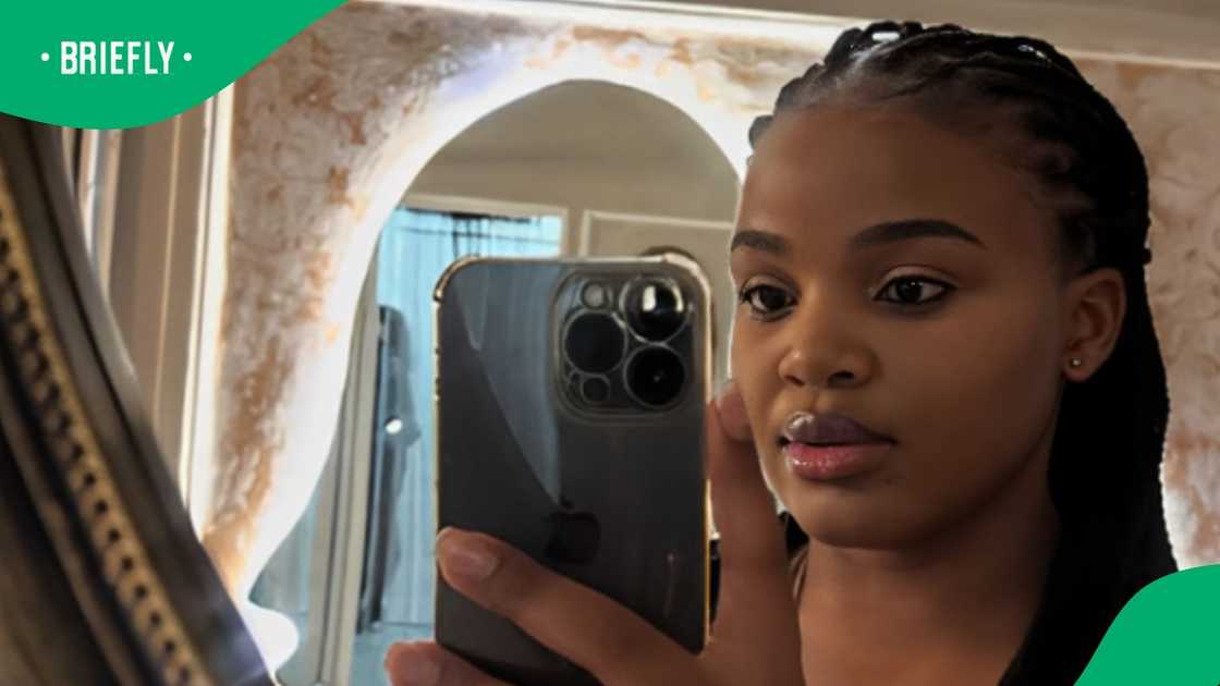 Fans show support to Nosipho Pehlo