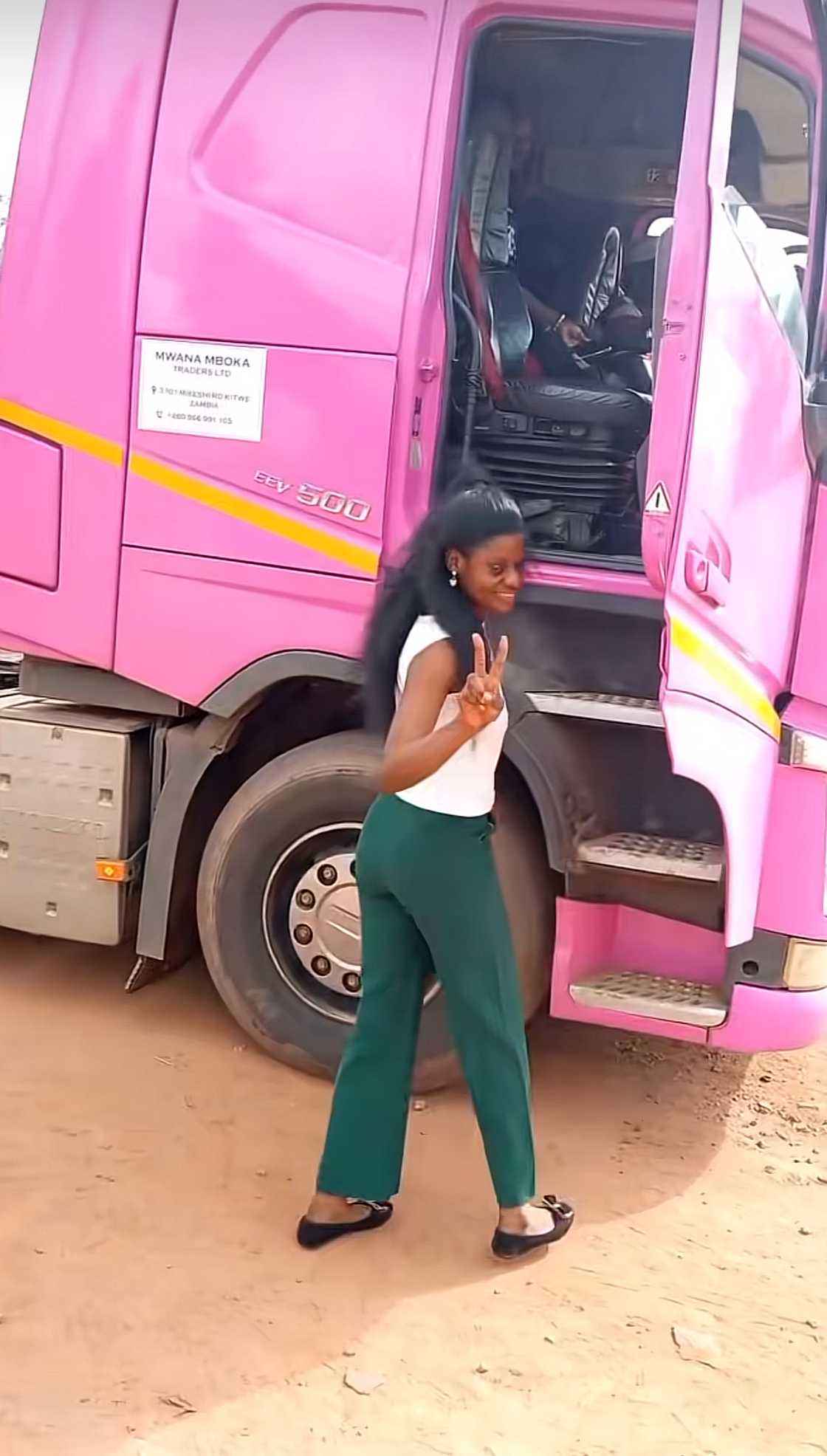 janetkamenda1 janetkamenda1