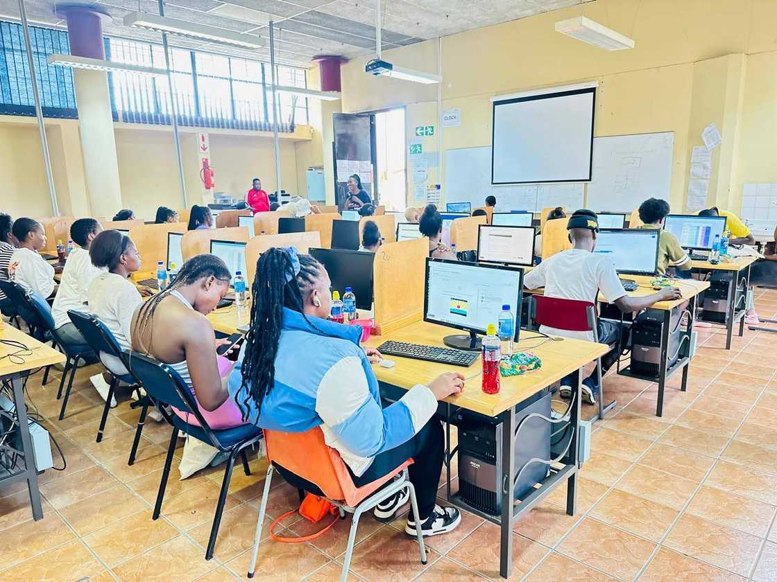 Tshwane South TVET College students in the computer lab