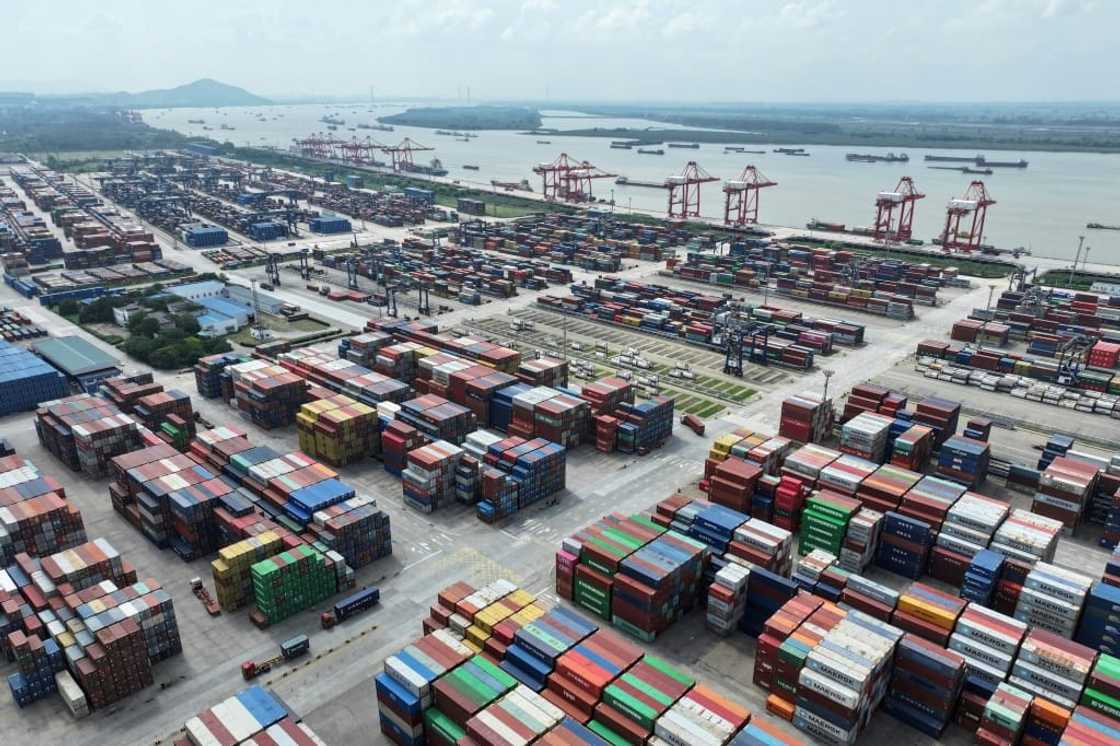 Traders are still concerned about China's economy, with officials facing calls to introduce a big-spending stimulus Traders are still concerned about China's economy, with officials facing calls to introduce a big-spending stimulus