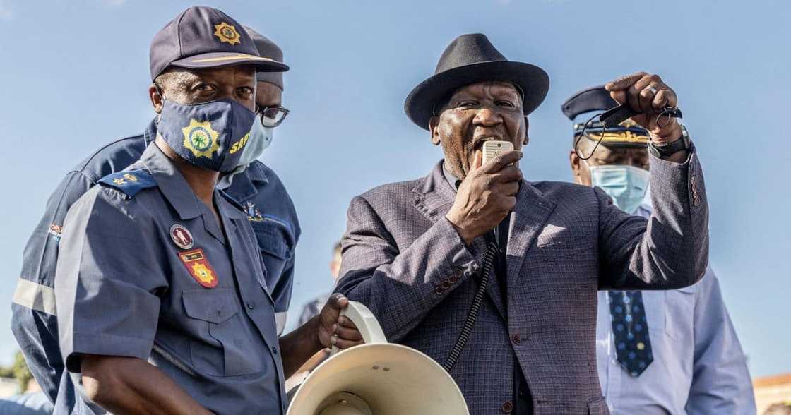 Bheki Cele Bheki Cele