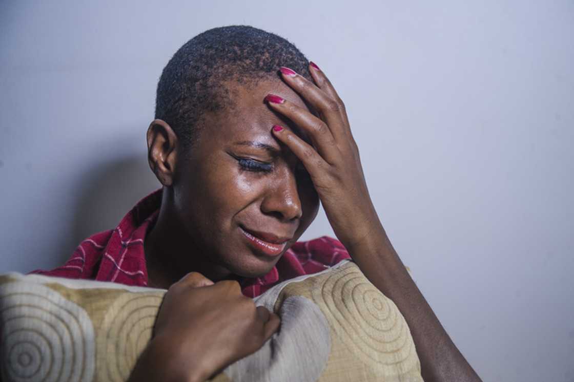 A lady shared her heartbreaking story about her roommate's thievery. A lady shared her heartbreaking story about her roommate's thievery.