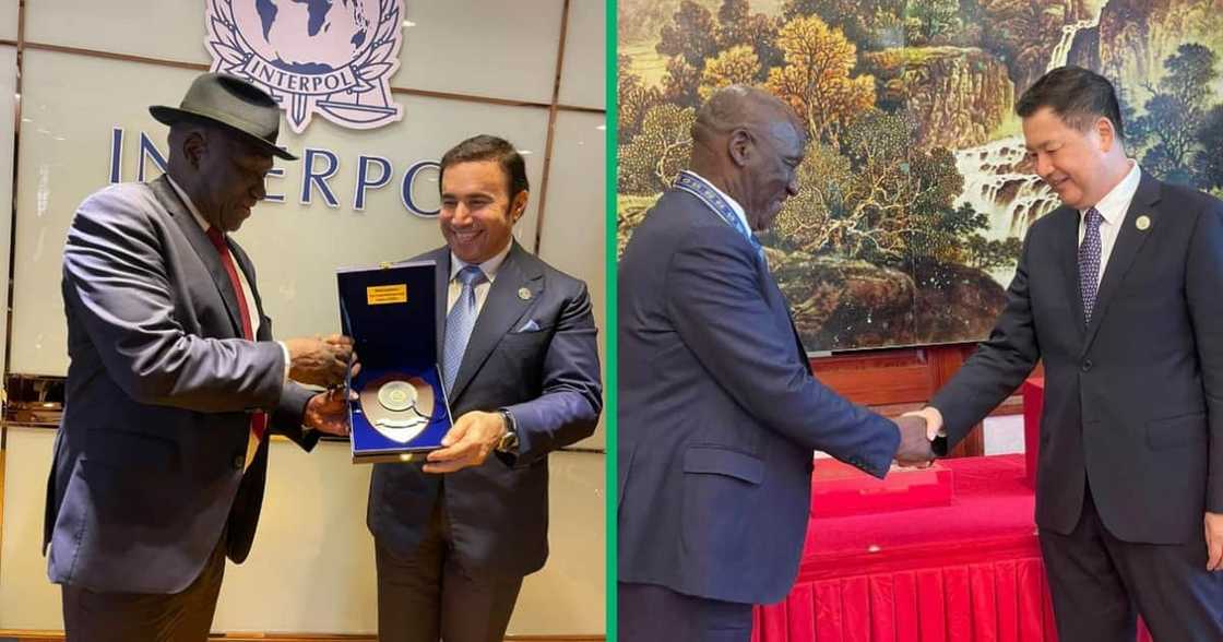 China gives Bheki Cele a medal China gives Bheki Cele a medal