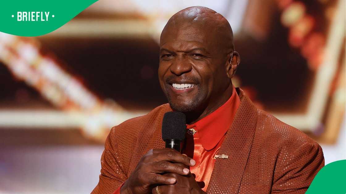 Terry Crews shows off his drawing talent in viral video Terry Crews shows off his drawing talent in viral video