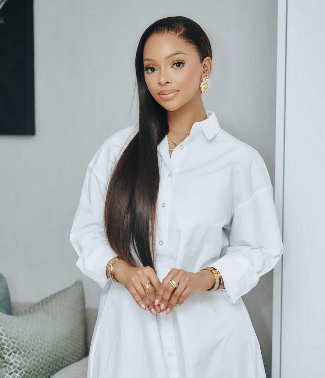 Fans commented on Mihlali Ndamase's skin Fans commented on Mihlali Ndamase's skin
