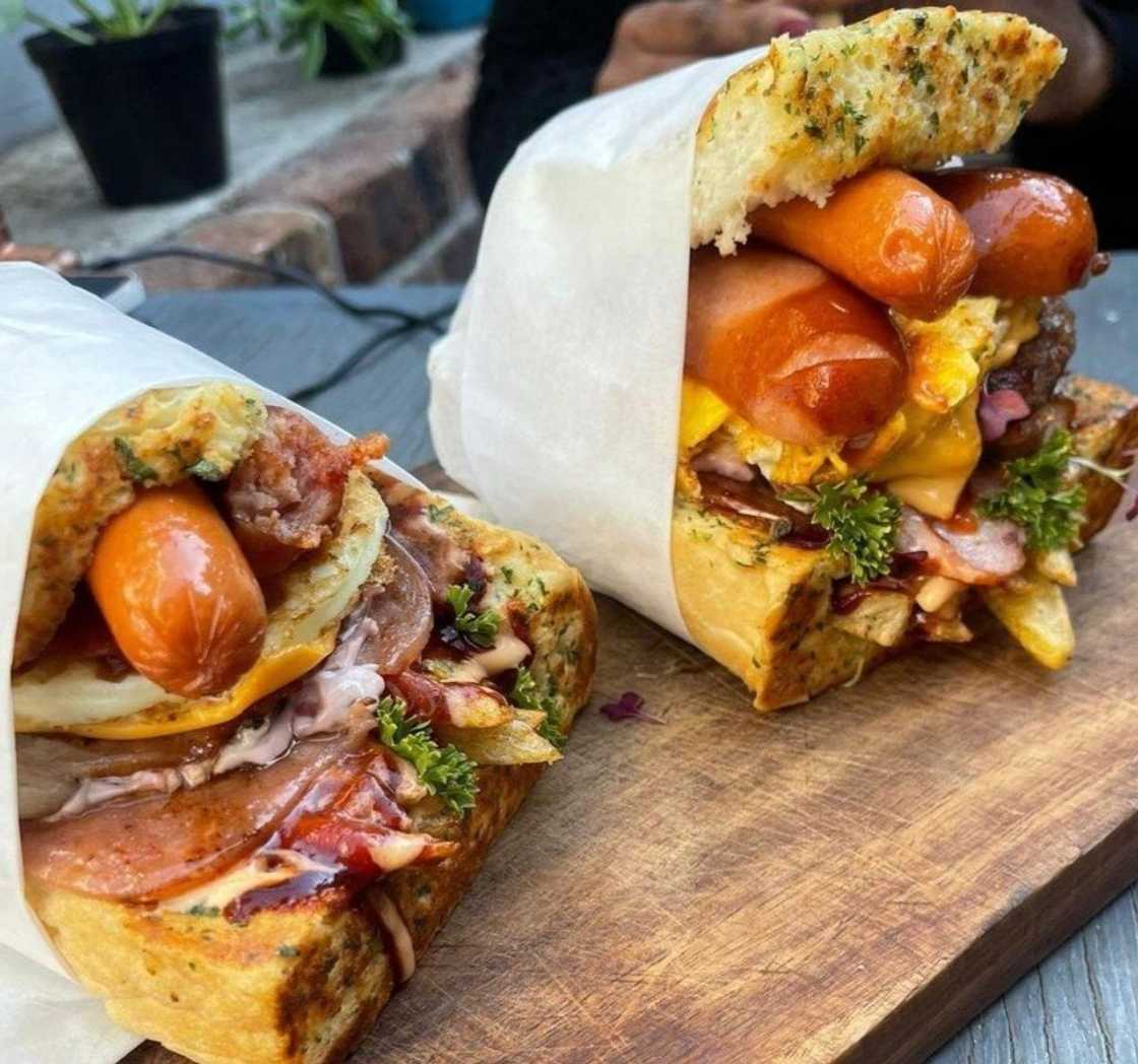 22-year-old's mum sold kotas in Soweto 22-year-old's mum sold kotas in Soweto