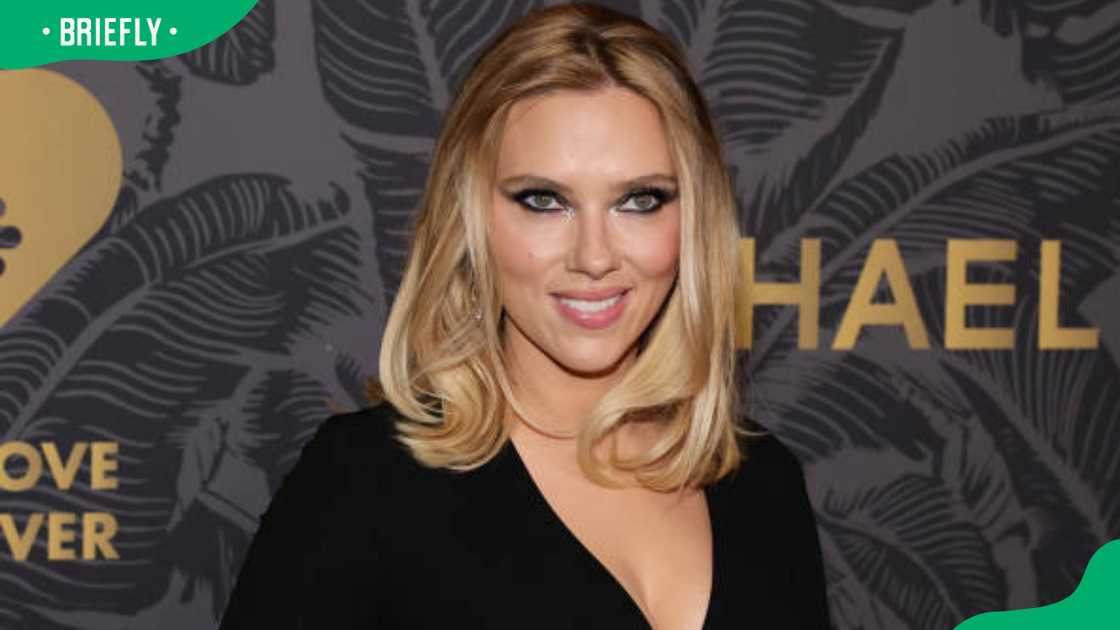 Scarlett Johansson at an event Scarlett Johansson at an event