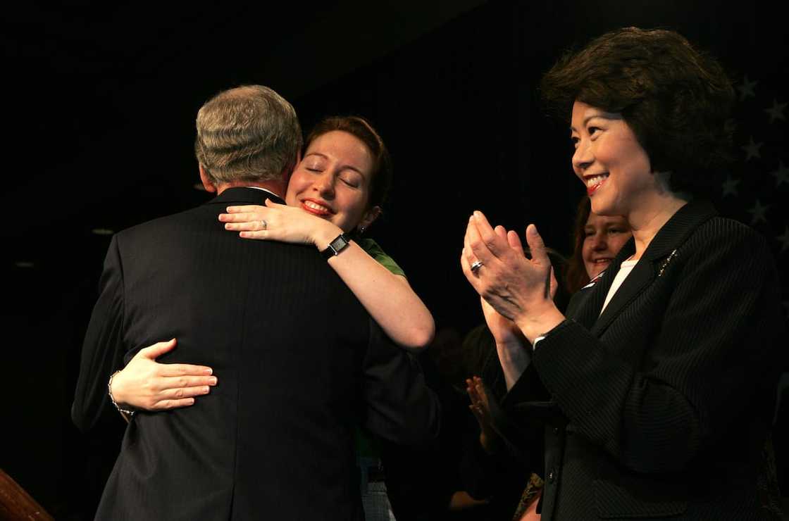 mitch mcconnell’s relationship with daughters mitch mcconnell’s relationship with daughters