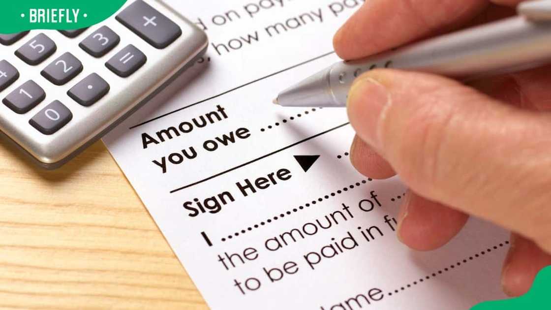 Does the African Bank consolidate? Does the African Bank consolidate?