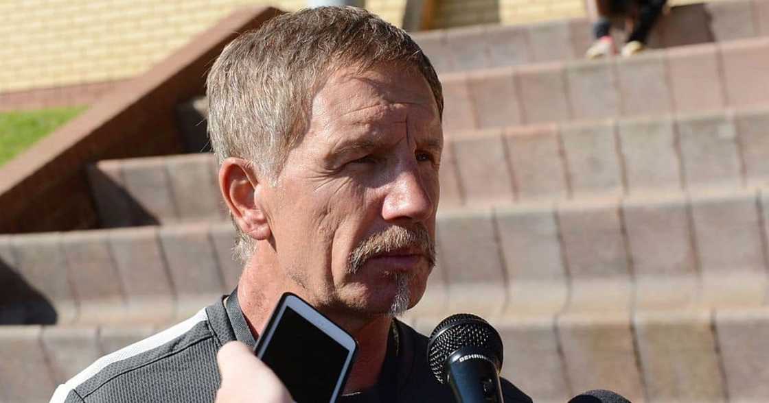 SAFA says they are not planning to Stop Kaizer Chiefs from hiring coach Stuart Baxter. Image: Lefty Shivambu/Gallo Images/Getty Images SAFA says they are not planning to Stop Kaizer Chiefs from hiring coach Stuart Baxter. Image: Lefty Shivambu/Gallo Images/Getty Images