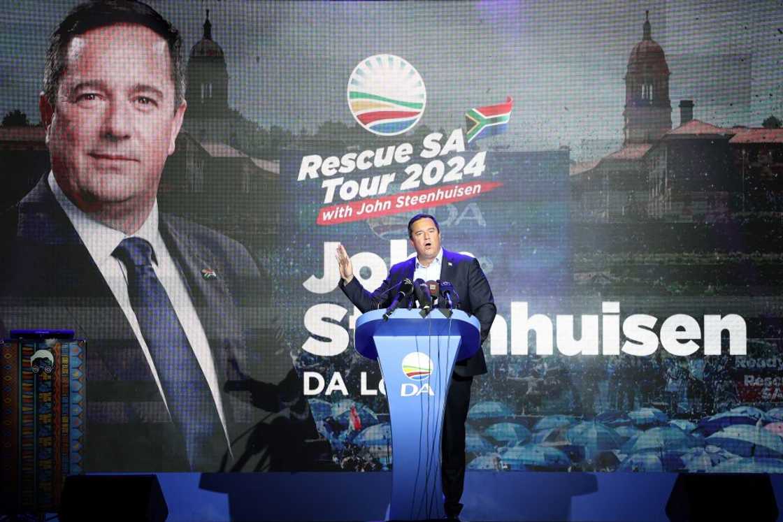 John Steenhuisen wants to be the DA leader after 2026 John Steenhuisen wants to be the DA leader after 2026