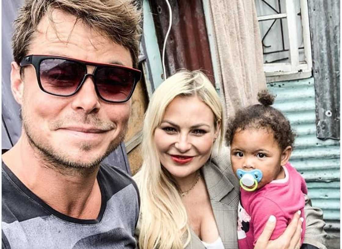 Bobby van Jaarsveld biografie Bobby van Jaarsveld biografie