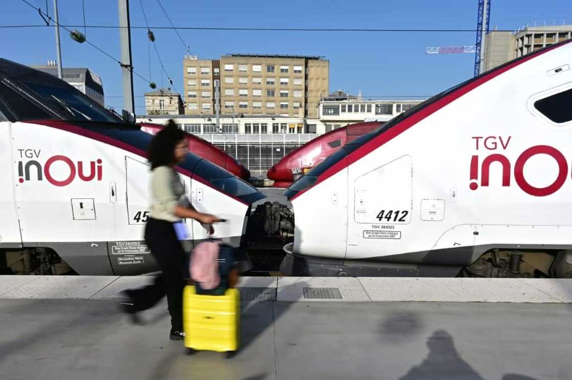 Train controllers plan to strike on Friday, Saturday and Sunday