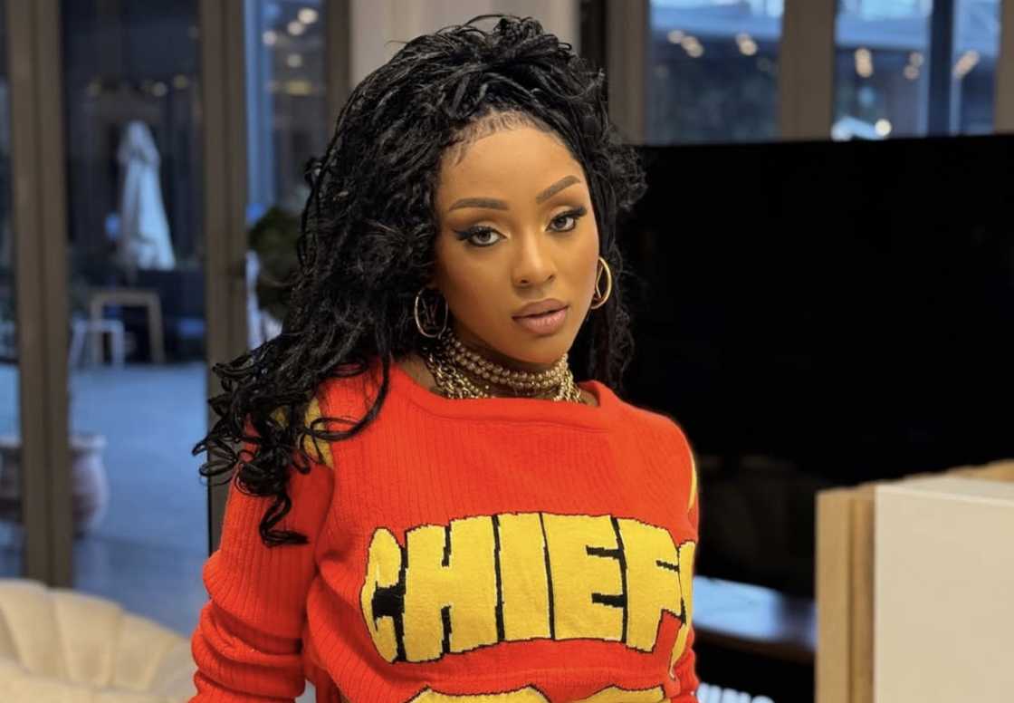 Nadia Nakai showed off her birthday gifts Nadia Nakai showed off her birthday gifts