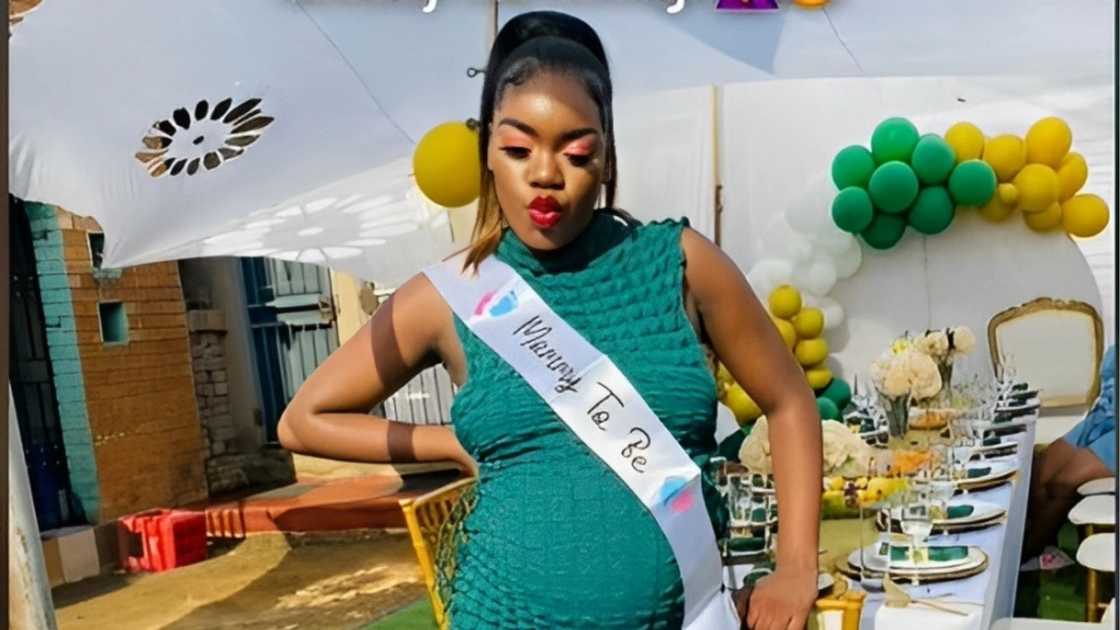 Woman in corporate also welcomed her own child Woman in corporate also welcomed her own child