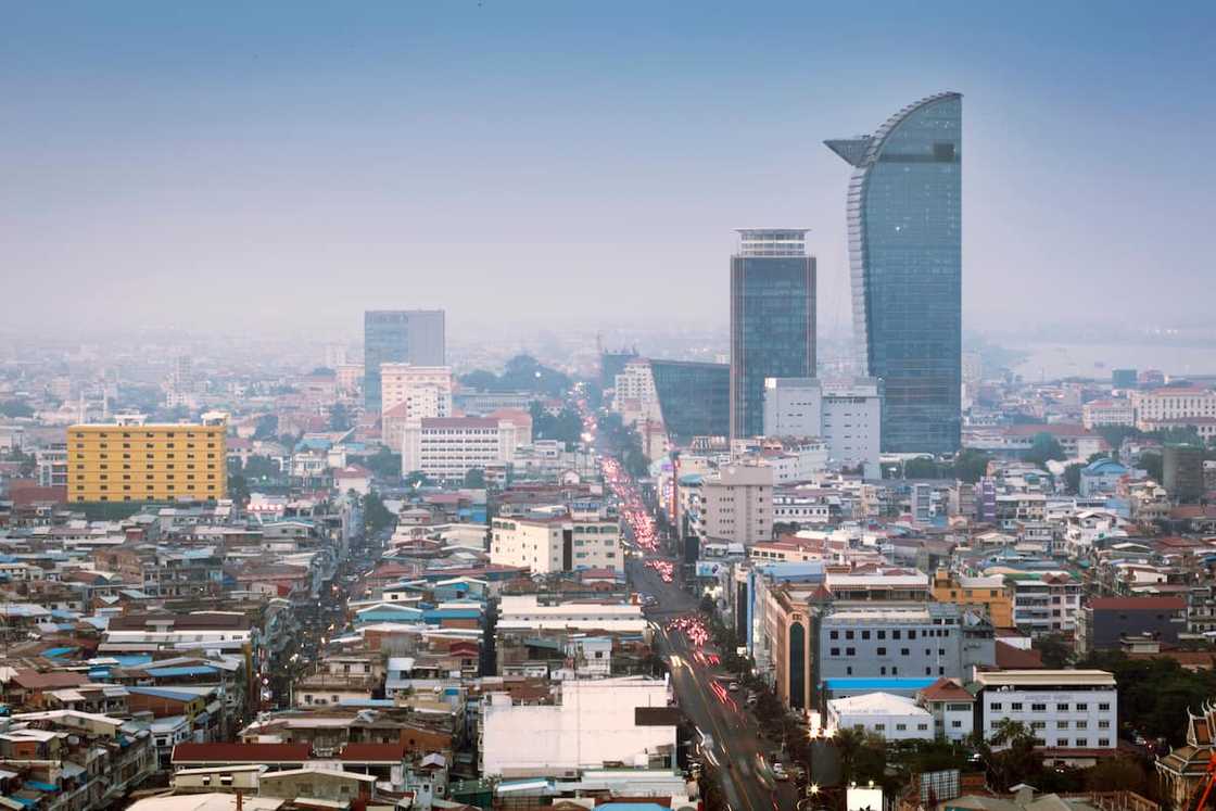 which city has the most skyscrapers which city has the most skyscrapers