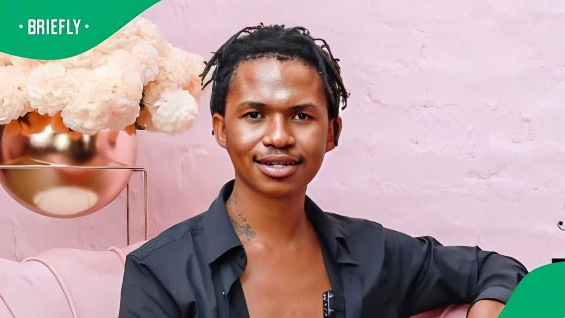 Musa Khawula laughs off rumours that he is dead. Musa Khawula laughs off rumours that he is dead.