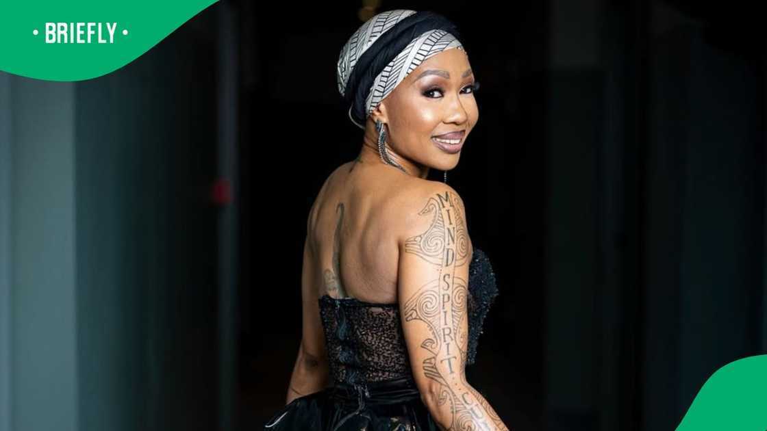 Dineo Ranaka appears in love in viral video Dineo Ranaka appears in love in viral video