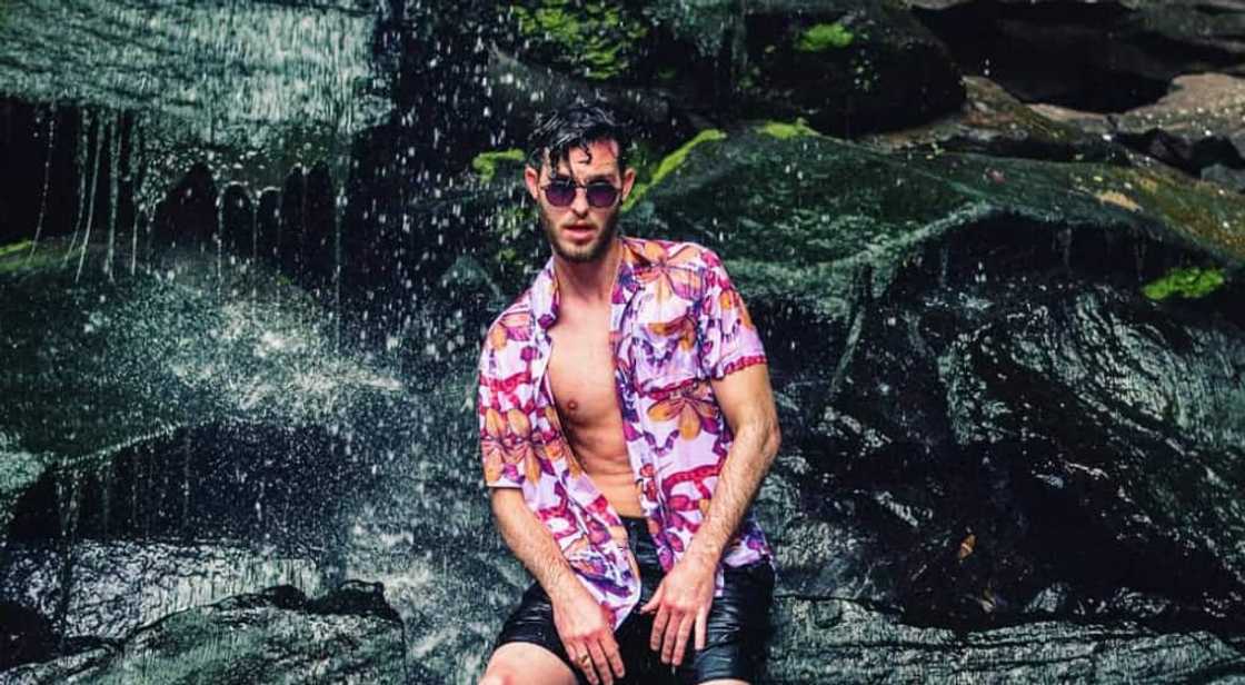 Kyle Deutsch biography, age, award, songs and career Kyle Deutsch biography, age, award, songs and career