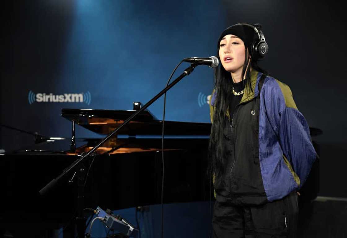 Is Noah Cyrus Biologically related to Miley? Is Noah Cyrus Biologically related to Miley?