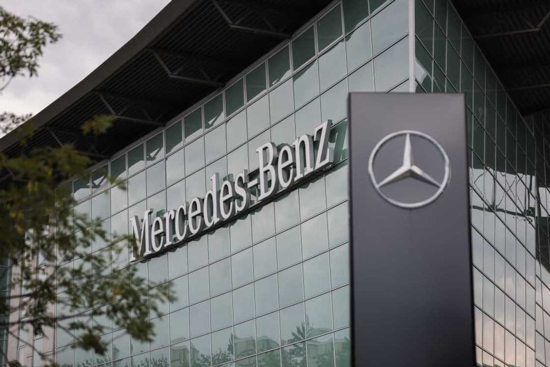 Top 20 luxury car brand 2021 Top 20 luxury car brand 2021