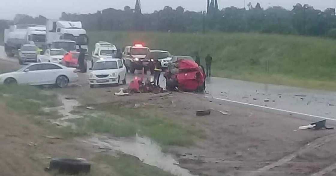 Polokwane, Limpopo, Drakensberg, KwaZulu-Natal, KZN, road safety, head-on collision, accident