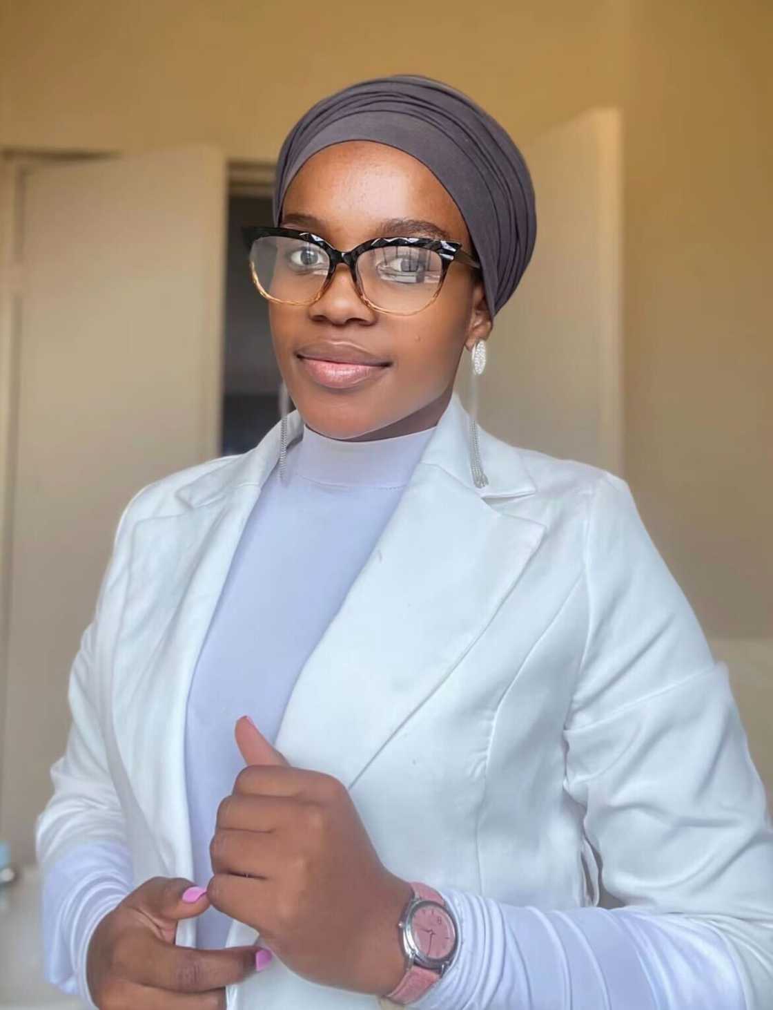 A Pretoria woman opened up about starting over with her kids and transforming their bedroom on a budget. A Pretoria woman opened up about starting over with her kids and transforming their bedroom on a budget.
