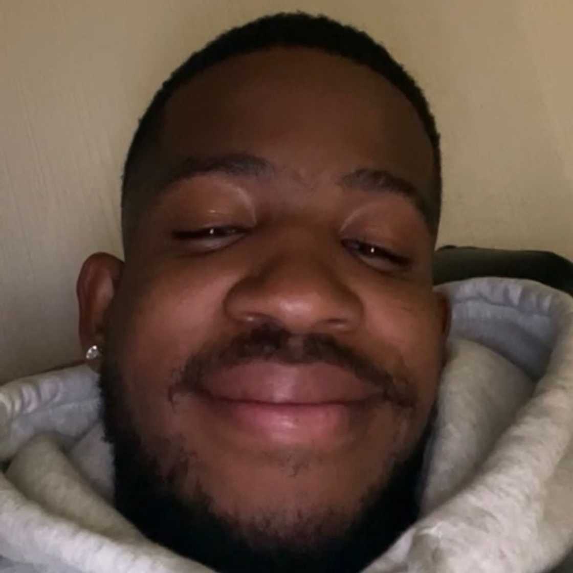 The video entertained many social media users who loved the taxi driver's honesty The video entertained many social media users who loved the taxi driver's honesty