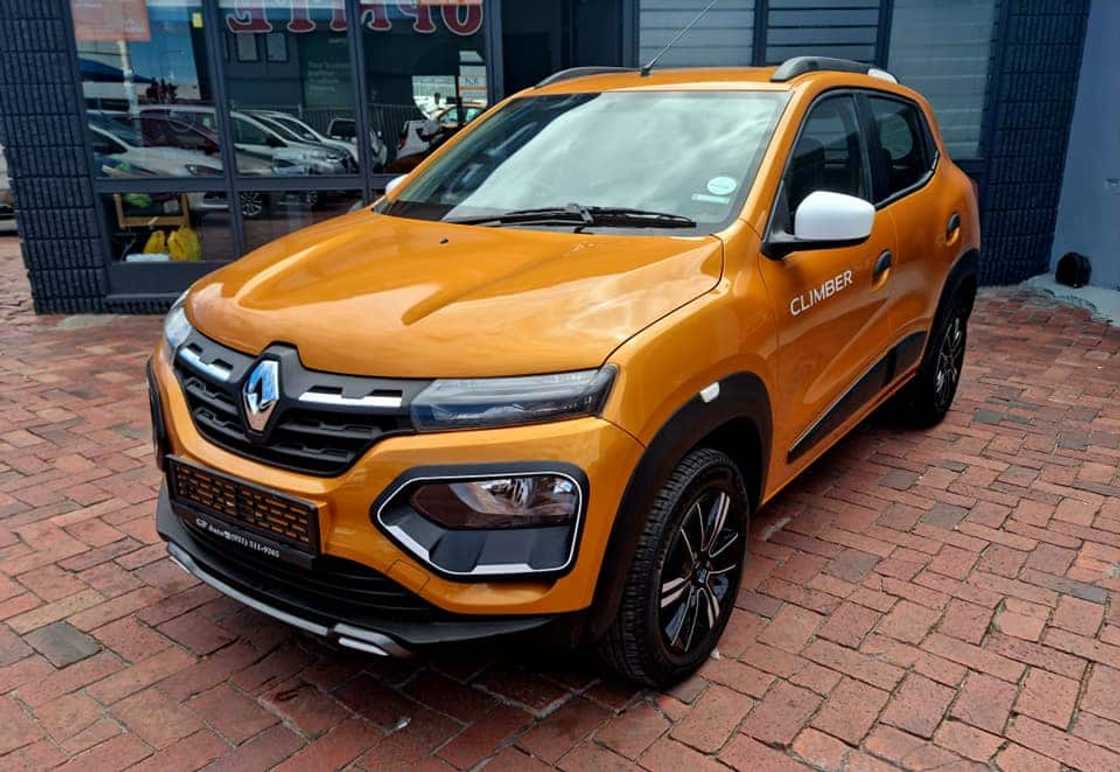 An orange Renault Kwid 1.0 Climber Auto