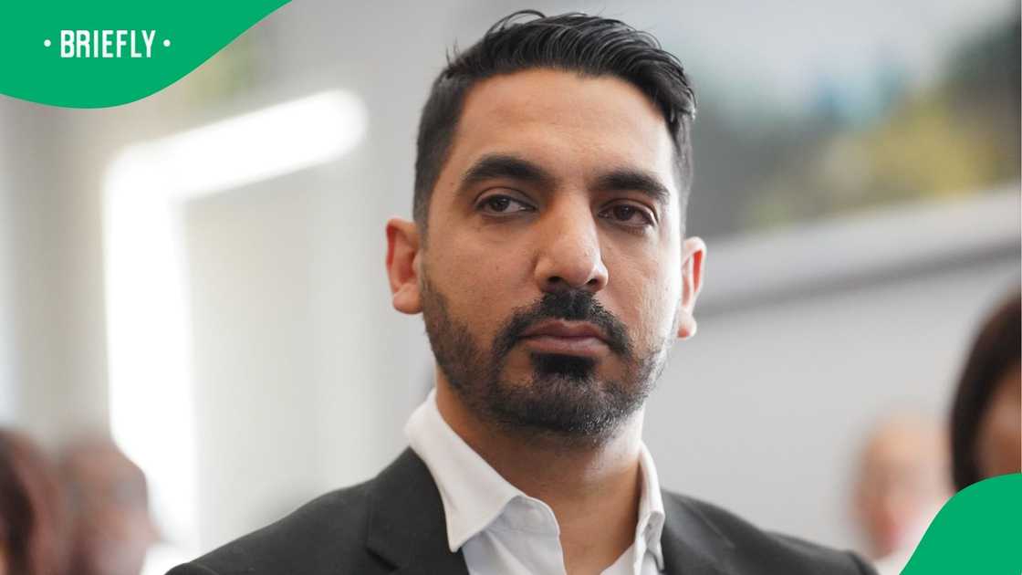 Waseem Carrim asked for six months to turn NSFAS around Waseem Carrim asked for six months to turn NSFAS around