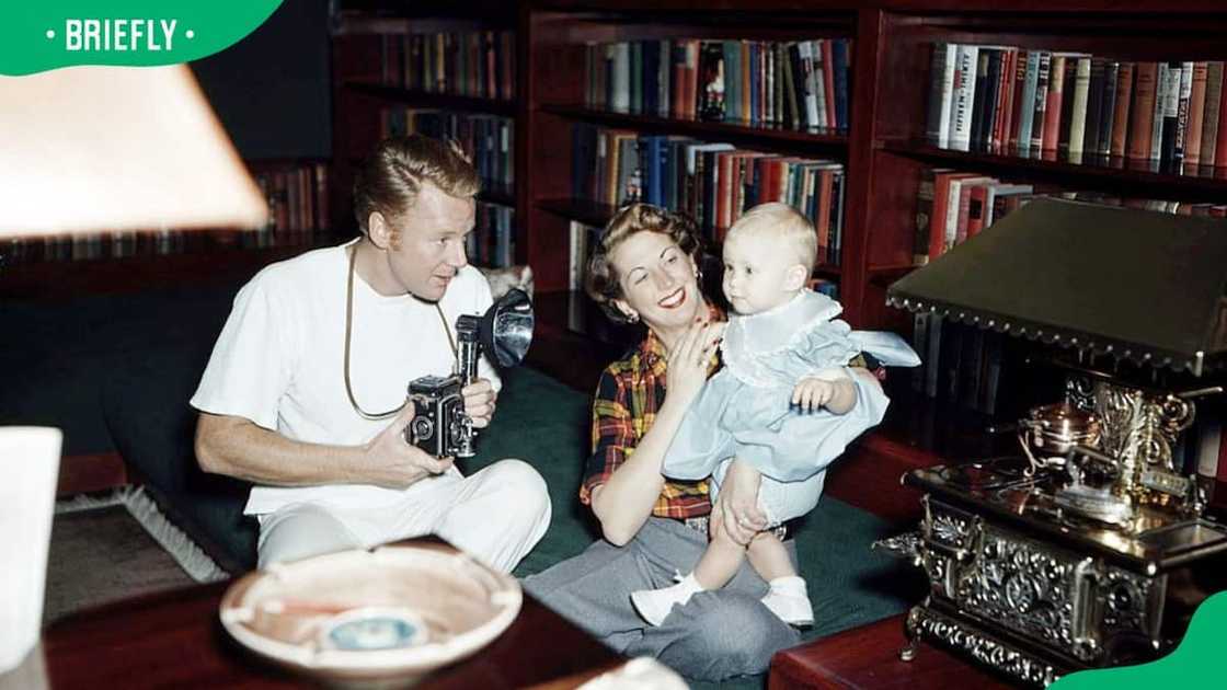 Keenan Wynn and Van Johnson Keenan Wynn and Van Johnson