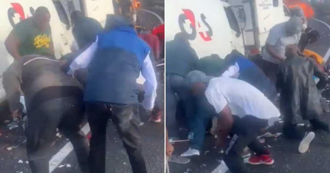 Cash in transit, heist, robber, community, video, clip, South Africa, money Cash in transit, heist, robber, community, video, clip, South Africa, money