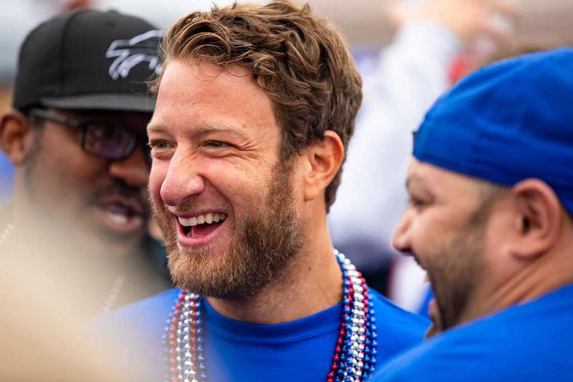 Dave Portnoy's net worth, age, spouse, height, career, house, education, profiles Dave Portnoy's net worth, age, spouse, height, career, house, education, profiles