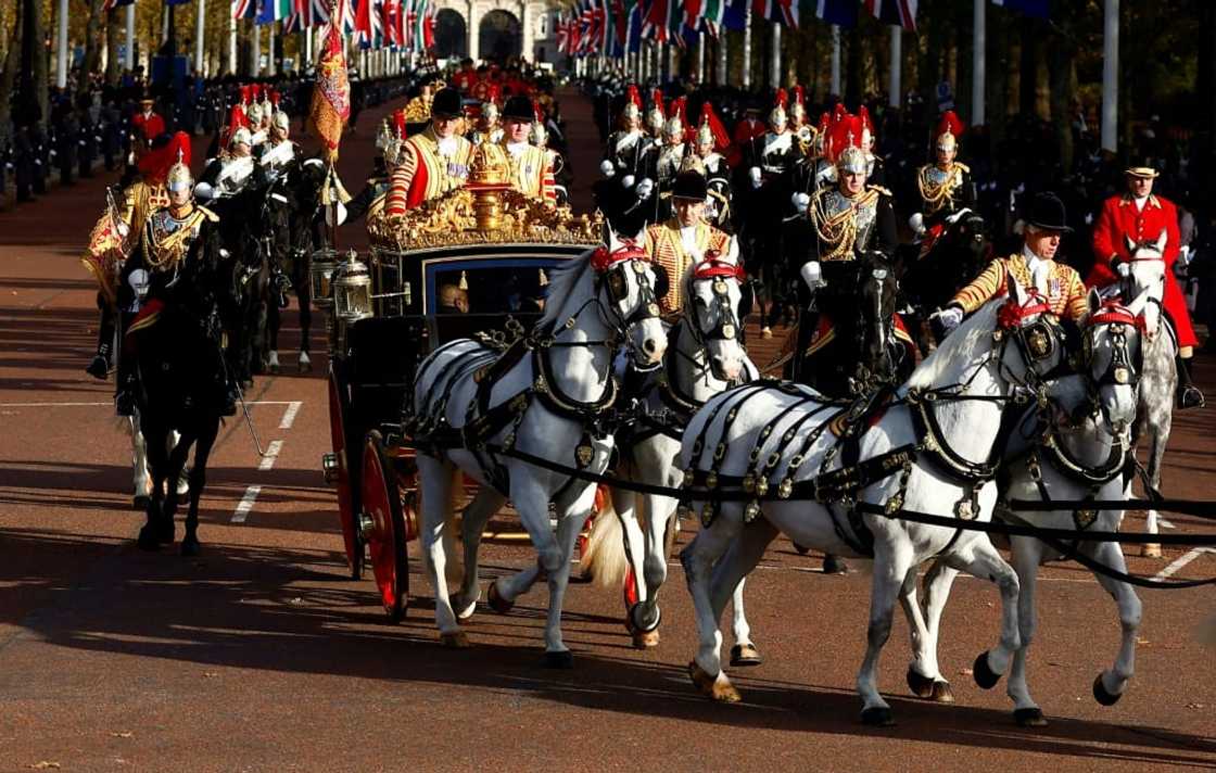 Charles and the South African leader were taken by carriage to Buckingham Palace