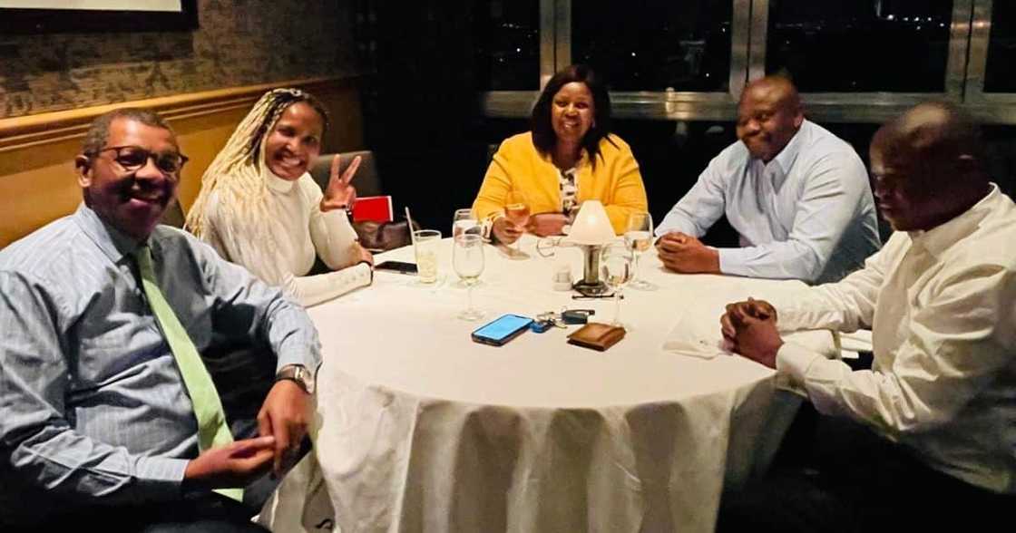 Duduzile Zuma-Sambudla, Jacob Zuma, dinner, dad's legal team, photo, reactions