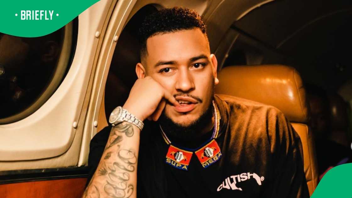 DJ Manzo SA visited Kiernan 'AKA' Forbes at his grave. DJ Manzo SA visited Kiernan 'AKA' Forbes at his grave.