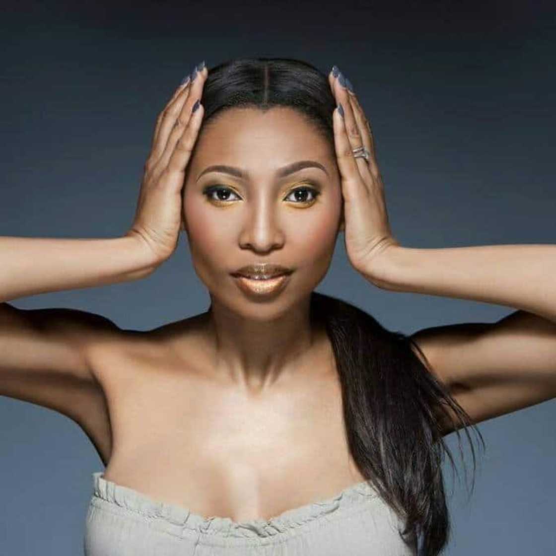 Enhle Mbali