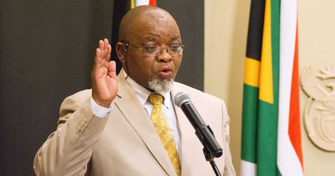Gwede Mantashe: defeat corruption or destroy ANC hhhhhhh Gwede Mantashe: defeat corruption or destroy ANC hhhhhhh