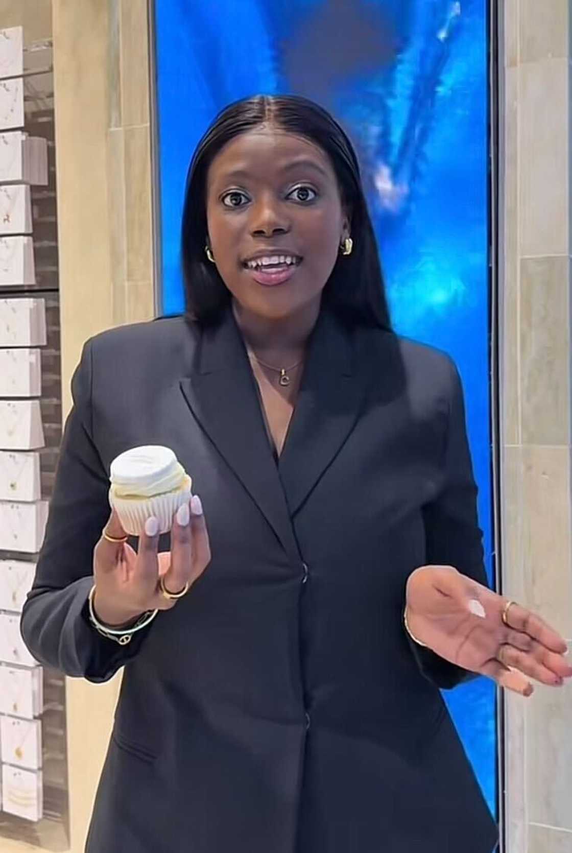 A woman’s chance encounter at a Cape Town mall led to being scouted by a modelling agency. Image: @aviwe_qashindawo A woman’s chance encounter at a Cape Town mall led to being scouted by a modelling agency. Image: @aviwe_qashindawo