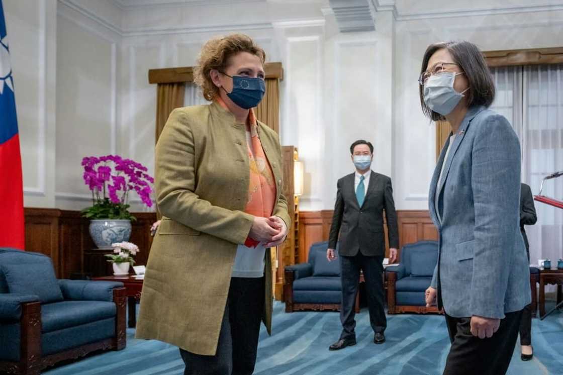 Nicola Beer (L), one of the European Parliament's vice-presidents, arrived on Tuesday for what Taiwan's foreign ministry described as "the first official visit" by an MEP of her rank Nicola Beer (L), one of the European Parliament's vice-presidents, arrived on Tuesday for what Taiwan's foreign ministry described as "the first official visit" by an MEP of her rank