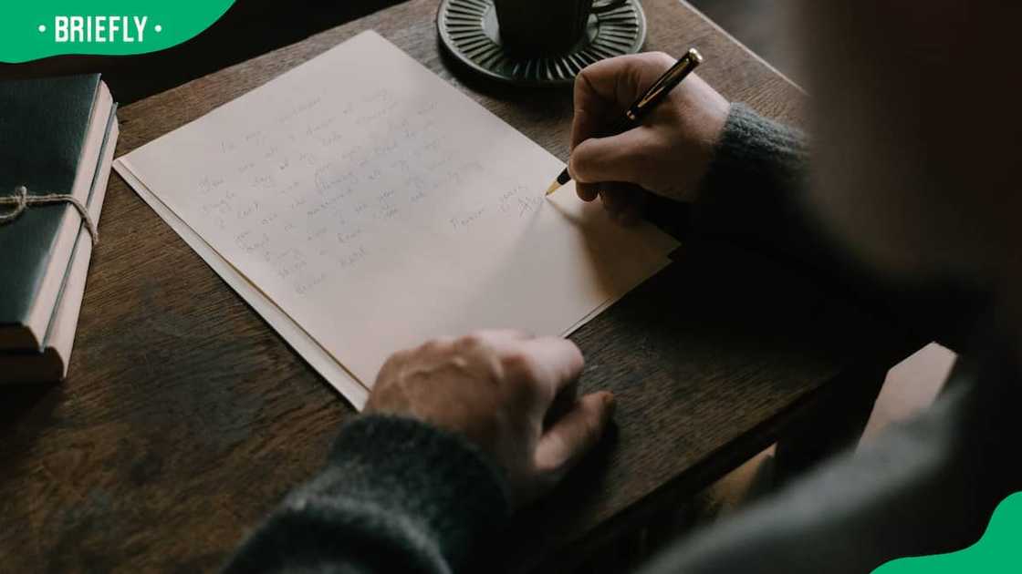 How do you write a friendly letter? How do you write a friendly letter?