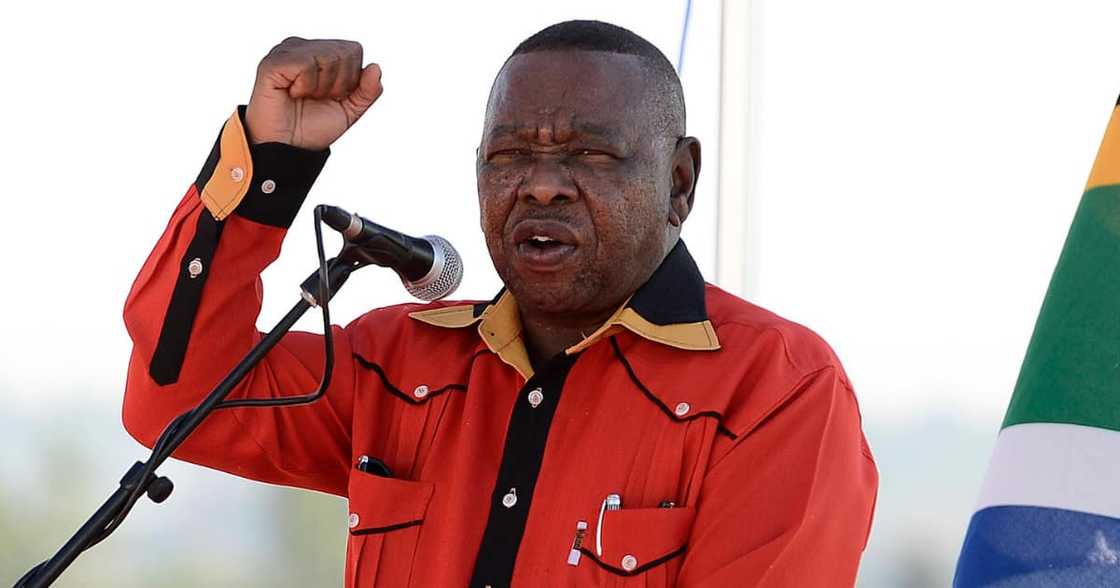 SACP's Blade Nzimande, African Bank, state-owned bank, South African Reserve Bank SACP's Blade Nzimande, African Bank, state-owned bank, South African Reserve Bank
