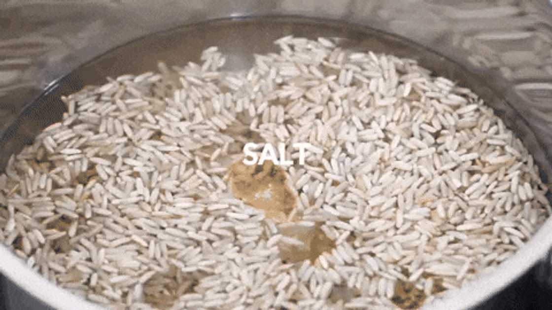 Preparing rice Preparing rice