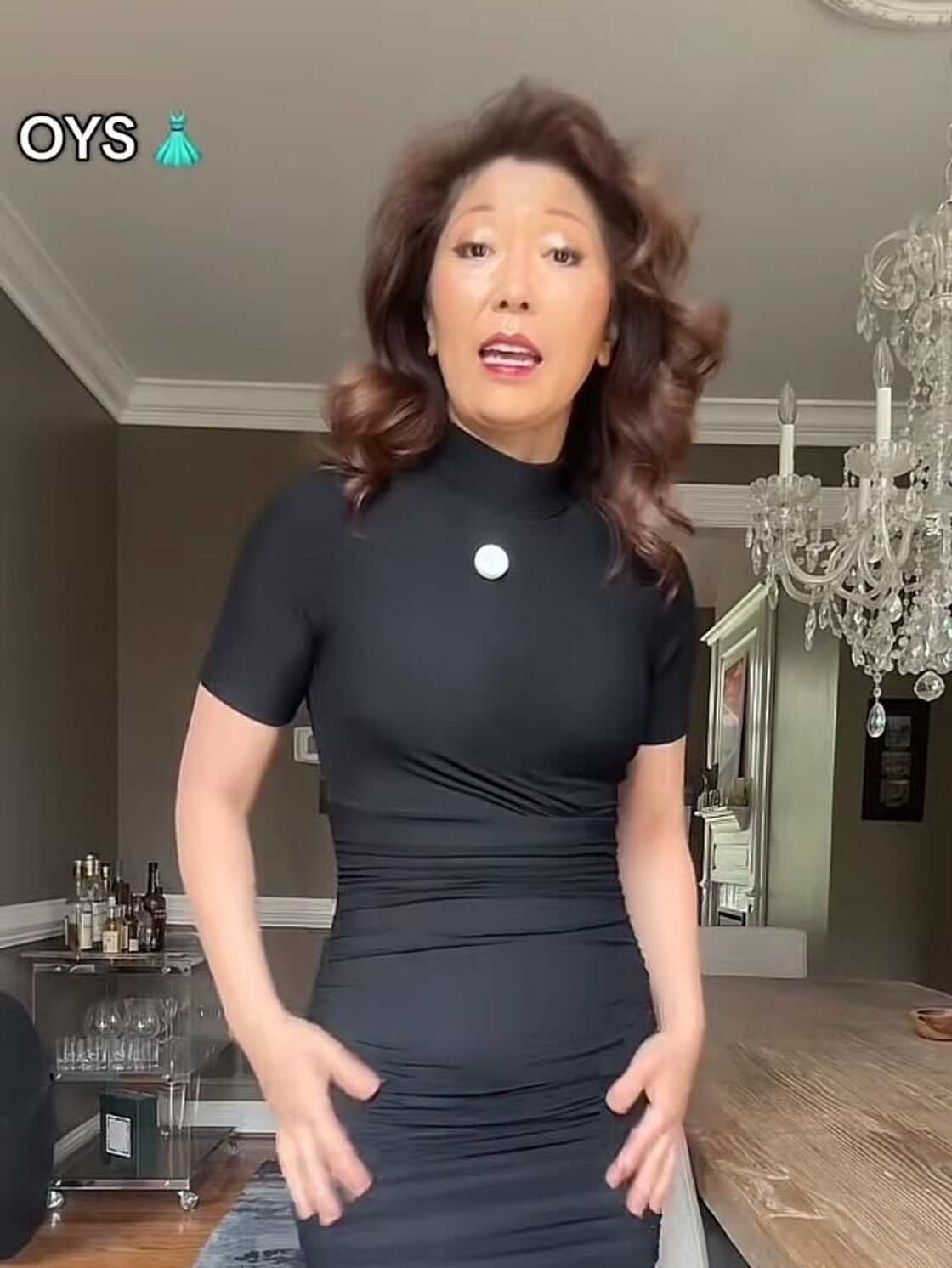 A Korean woman's pronunciation of Hyundai sparked disagreement among South Africans.