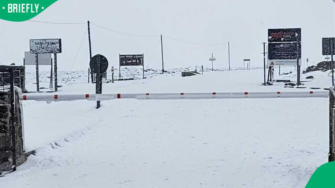 The Sani Pass has been closed due to heavy snowfall