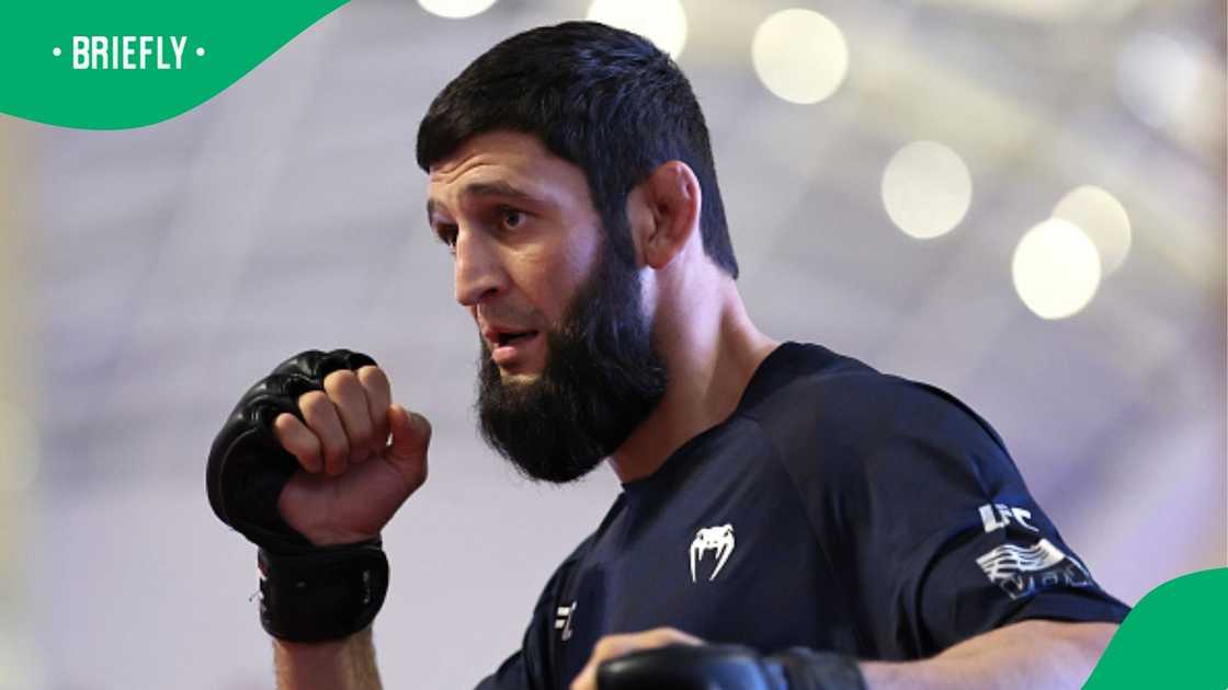 Khamzat Chimaev aimed a direct dig at Dricus du Plessis team on social media ahead of their fight. Khamzat Chimaev aimed a direct dig at Dricus du Plessis team on social media ahead of their fight.