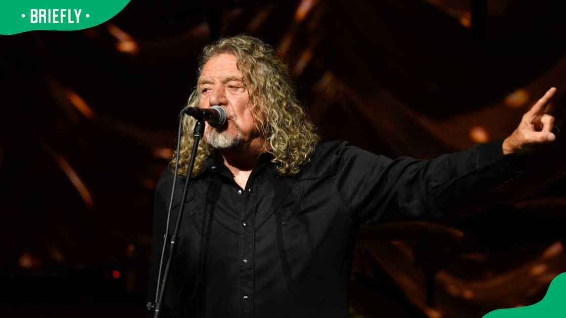 Robert Plant sings in Las Vegas Robert Plant sings in Las Vegas