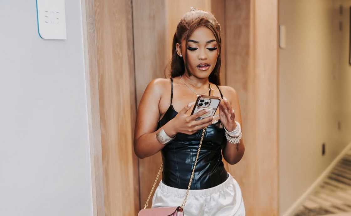 Zee Nxumalo addressed the Thembi Seete situation Zee Nxumalo addressed the Thembi Seete situation