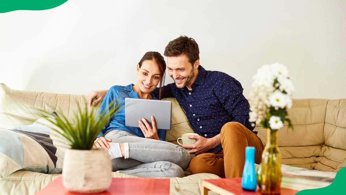 At-home date ideas for couples